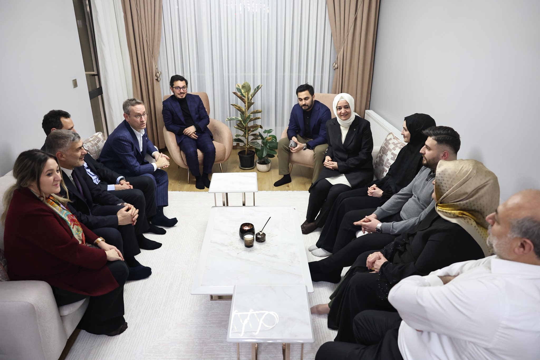 MİLLETVEKİLİ FATMA BETÜL SAYAN KAYA BAŞAKŞEHİR'DE HANELERE MİSAFİR OLDU