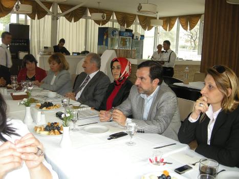 Ak Parti Başakşehir Kadın Kolları Referandumu Değerlendirdi