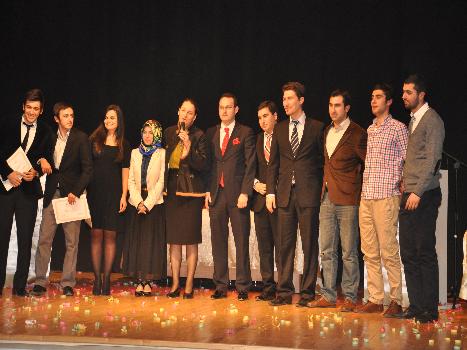 GENÇLİK KOLLARI MÜNAZARASI FİNAL PROGRAMI YAPILDI.