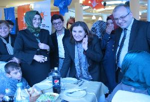 İLÇE  KADIN KOLLARI BAŞKANLIĞI YEMEKLİ YAŞLILAR TOPLANTISI